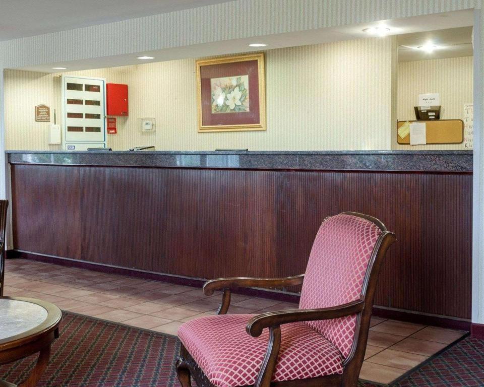 Rodeway Inn Грінвілл Екстер'єр фото