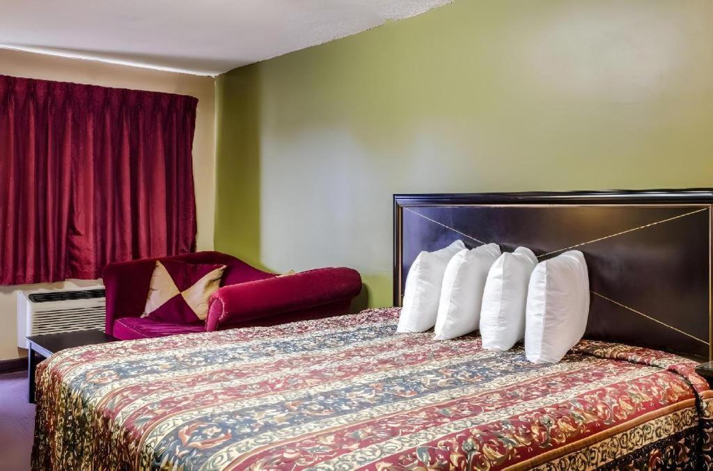 Rodeway Inn Грінвілл Екстер'єр фото